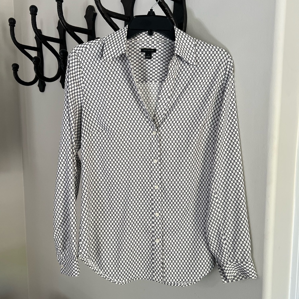 Ann Taylor Print Button Down Blouse Small